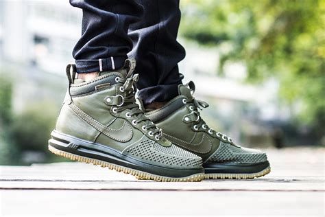 nike lunar duck boots